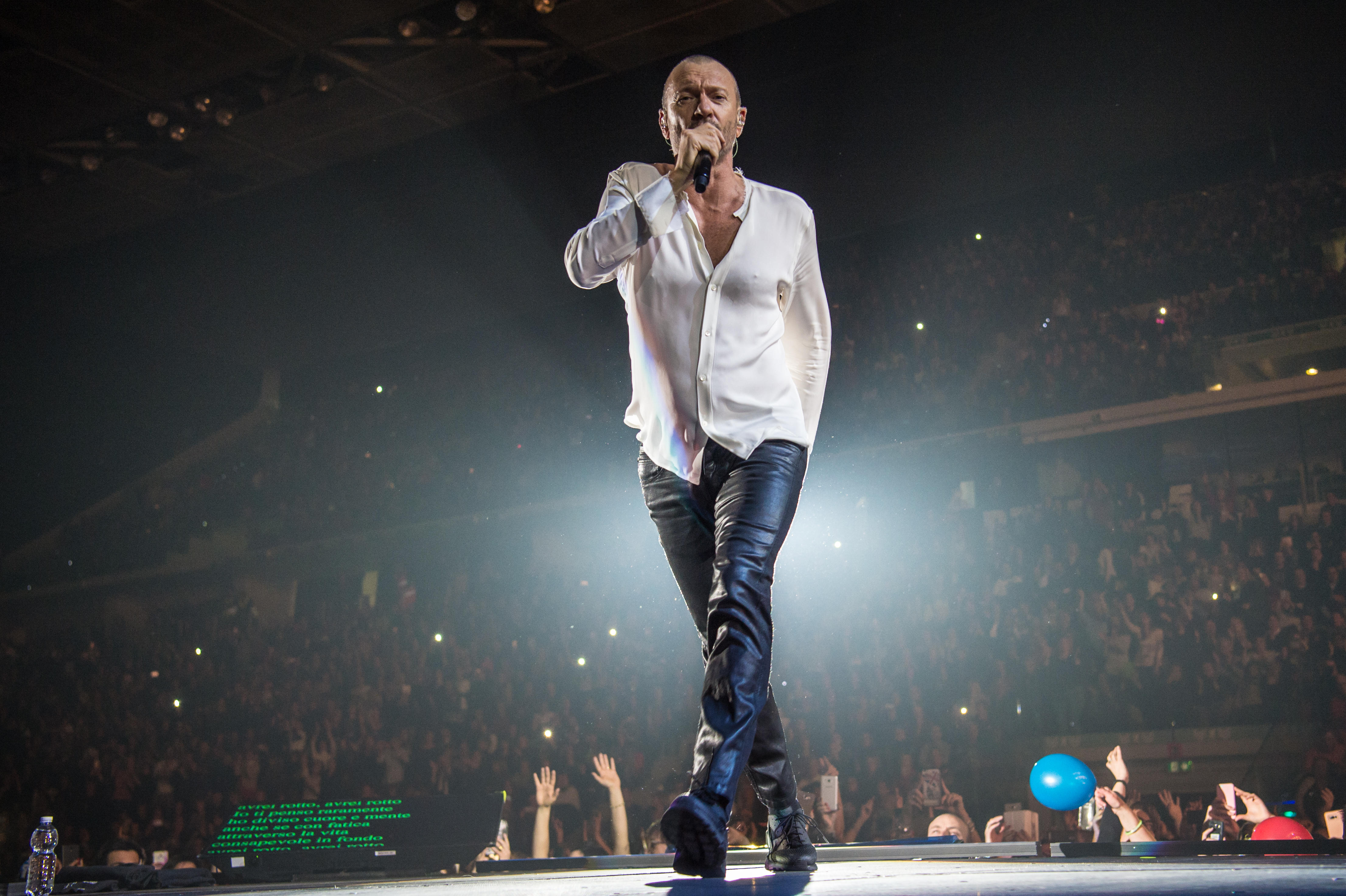 Foto-concerto-biagio-antonacci-torino-21-dicembre-2017-Prandoni-812